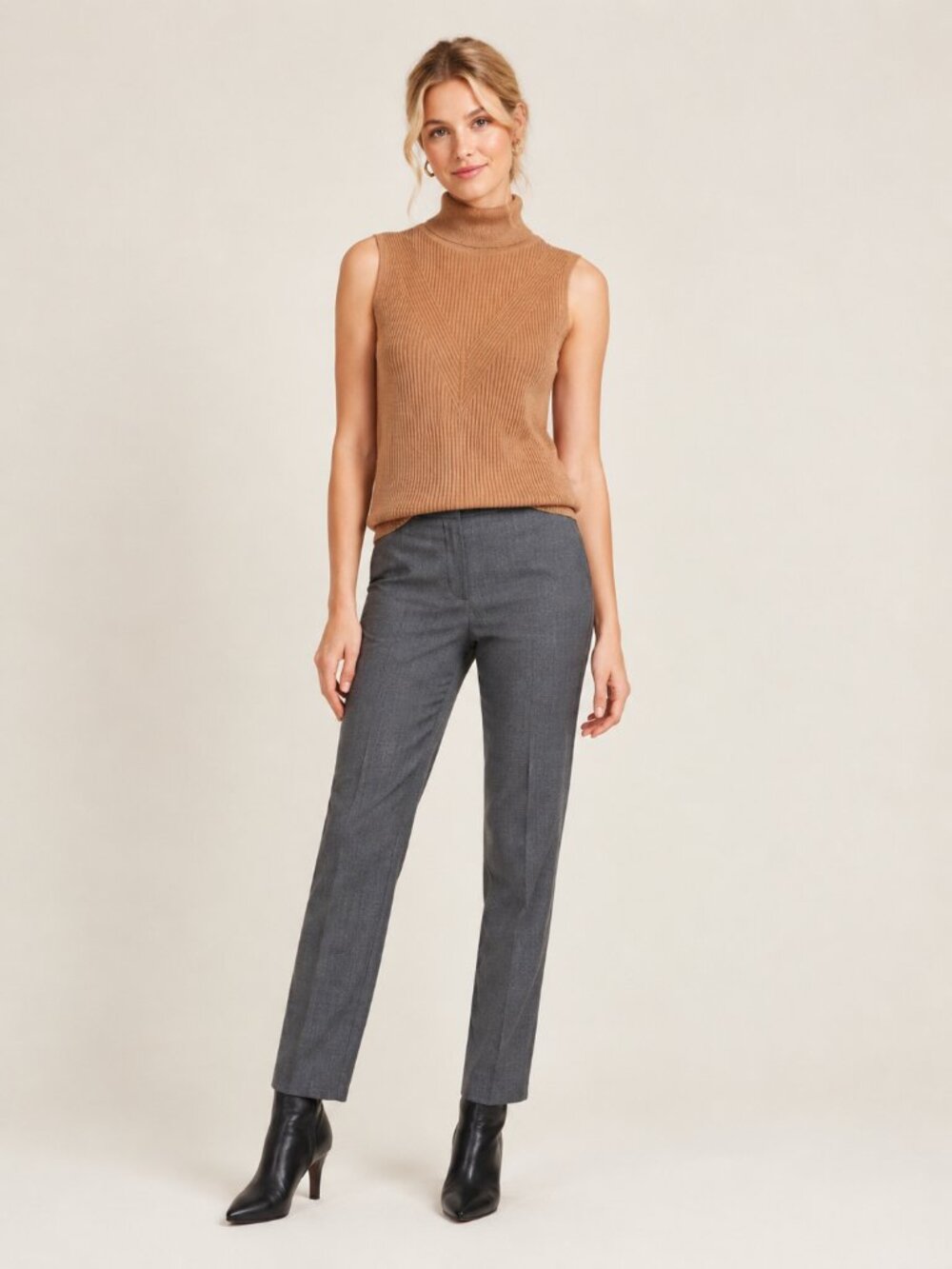 2/$30 T TAHARI Ribbed Turtleneck Sleeveless Sweater Camel Medium #A4883